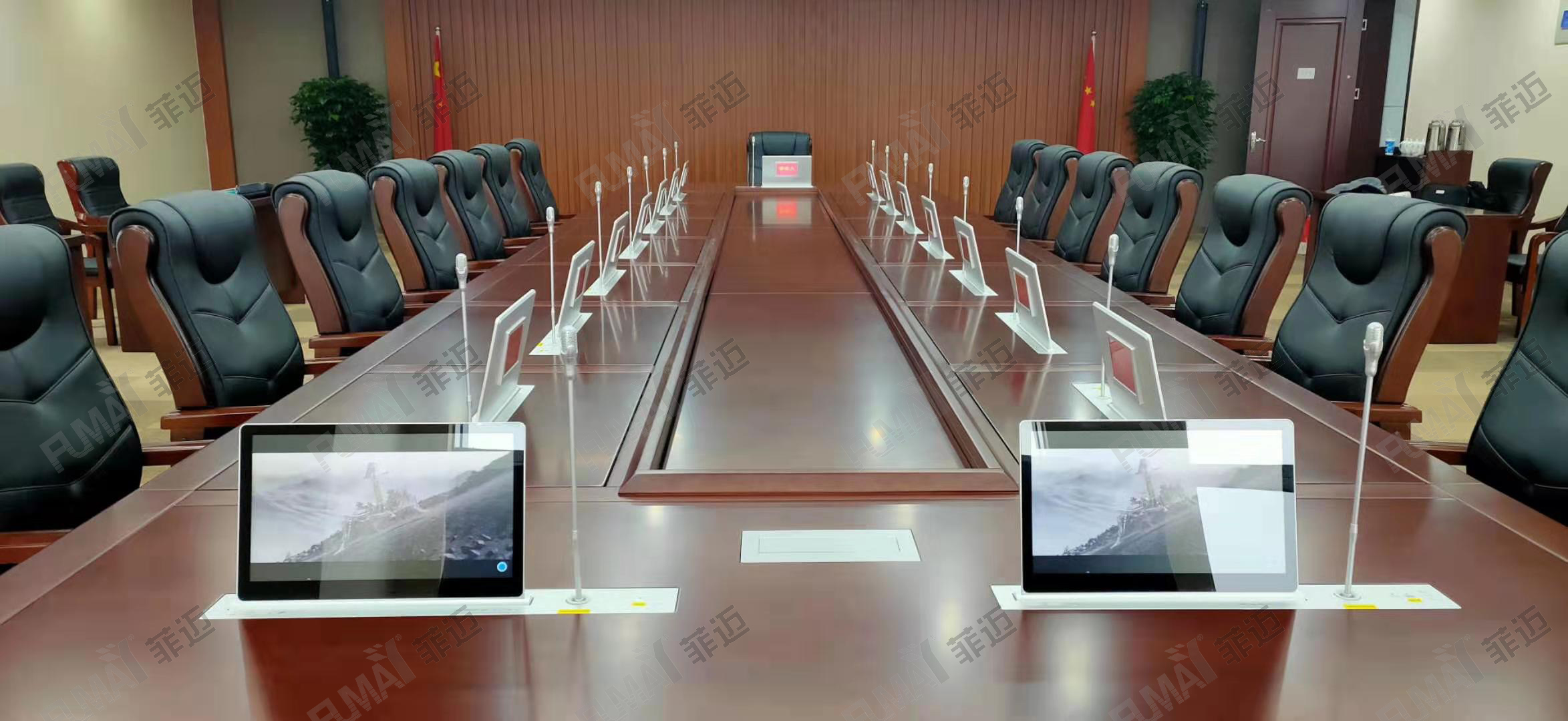 濟(jì)南某人民法院（無紙化會議系統(tǒng)+17.3寸超薄升降器）
